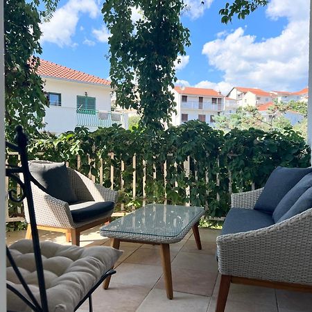 D.O.O. Yury Apartment Trogir Exterior photo