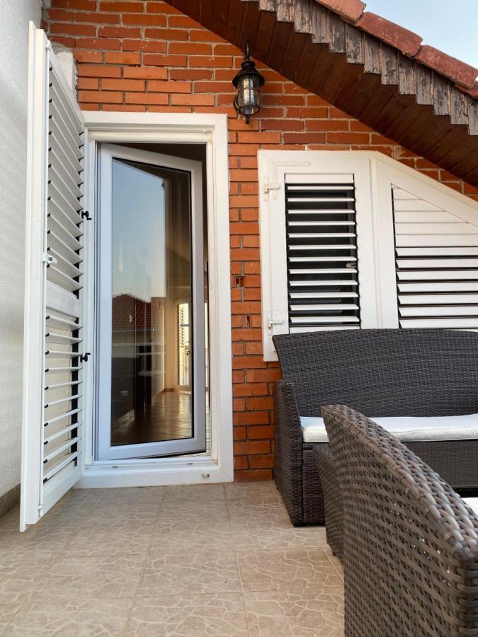 D.O.O. Yury Apartment Trogir Exterior photo