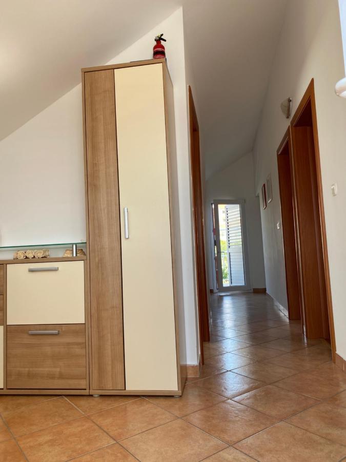 D.O.O. Yury Apartment Trogir Exterior photo