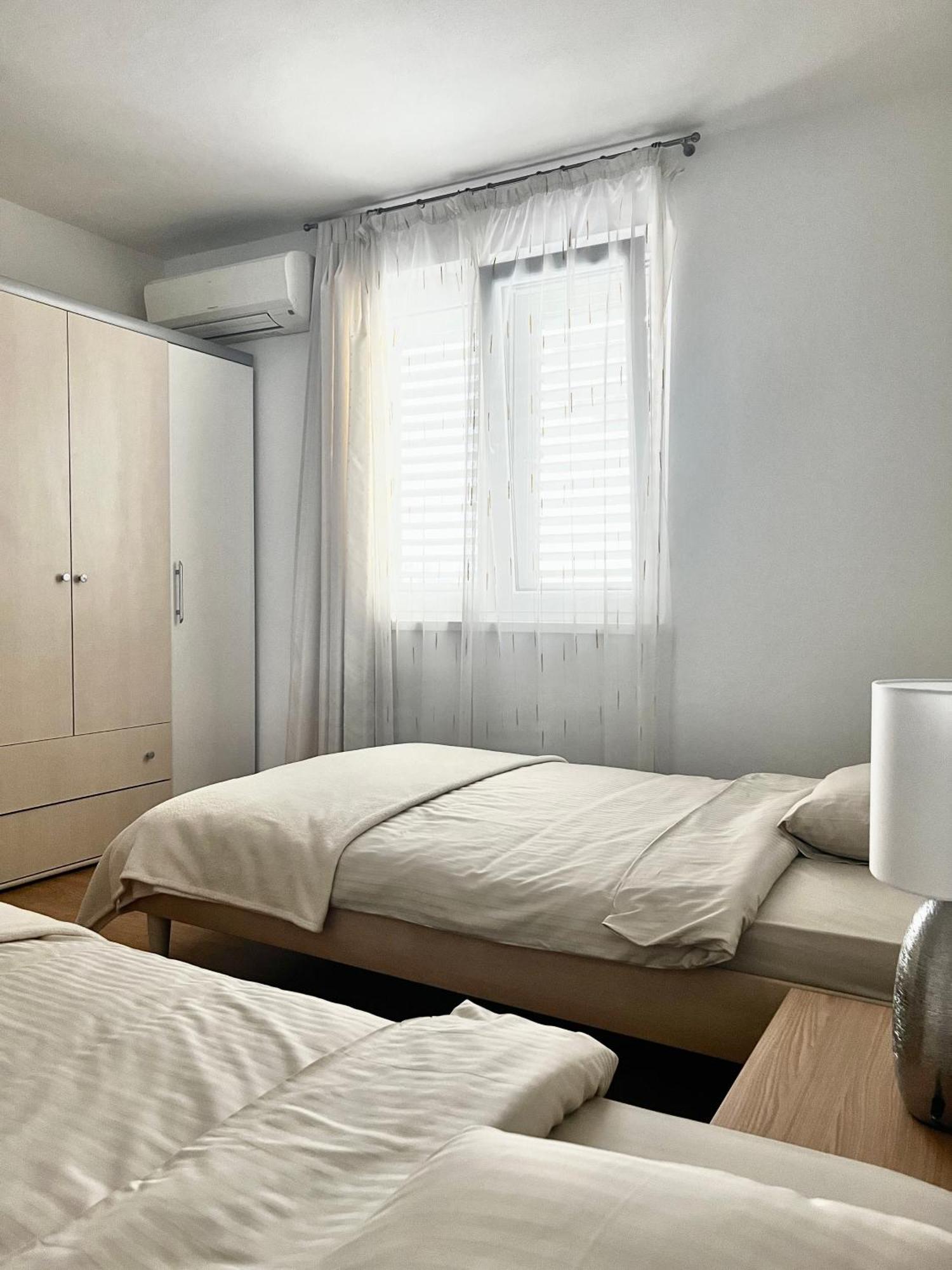 D.O.O. Yury Apartment Trogir Exterior photo